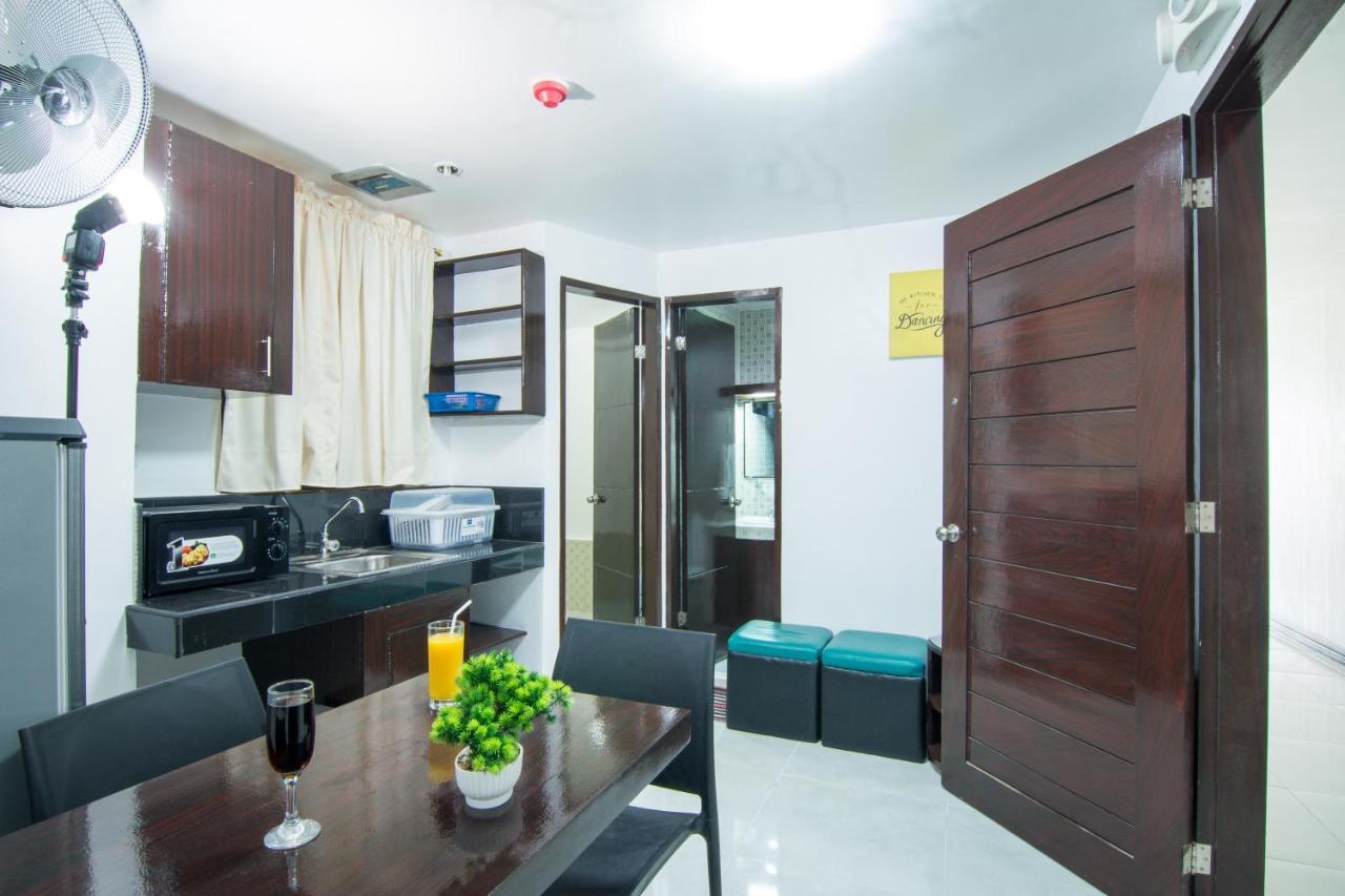 Diamond Hotel And Resto Catarman  Exterior photo